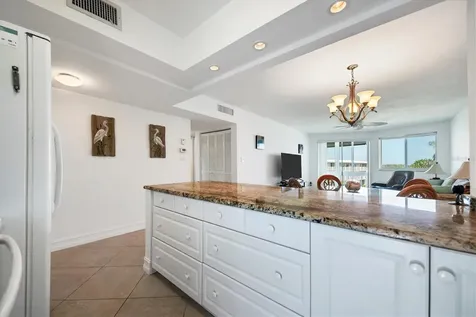 769 John Ringling Boulevard Sarasota FL 34236