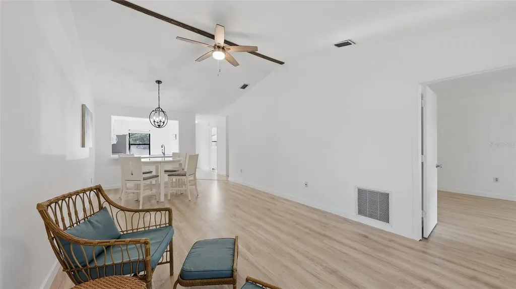 6050 28th Street W Bradenton FL 34207