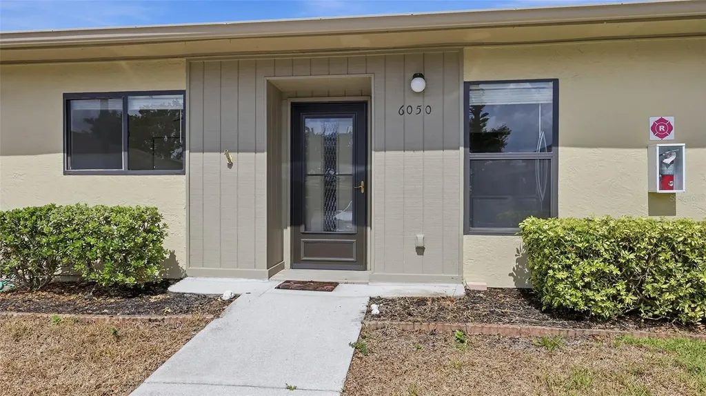 6050 28th Street W Bradenton FL 34207