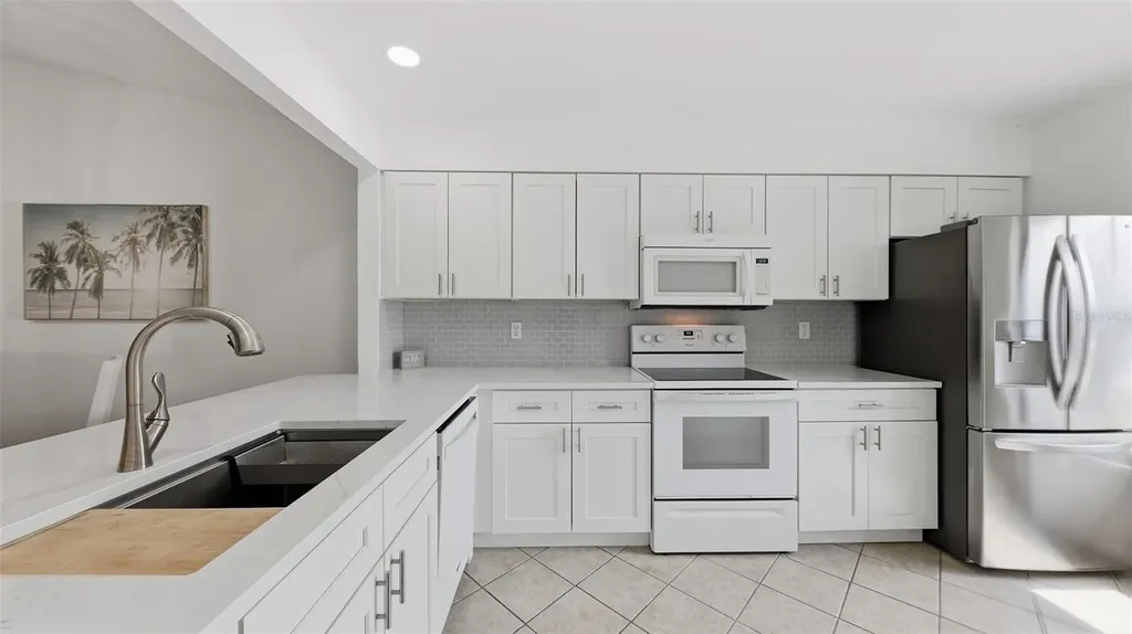6050 28th Street W Bradenton FL 34207
