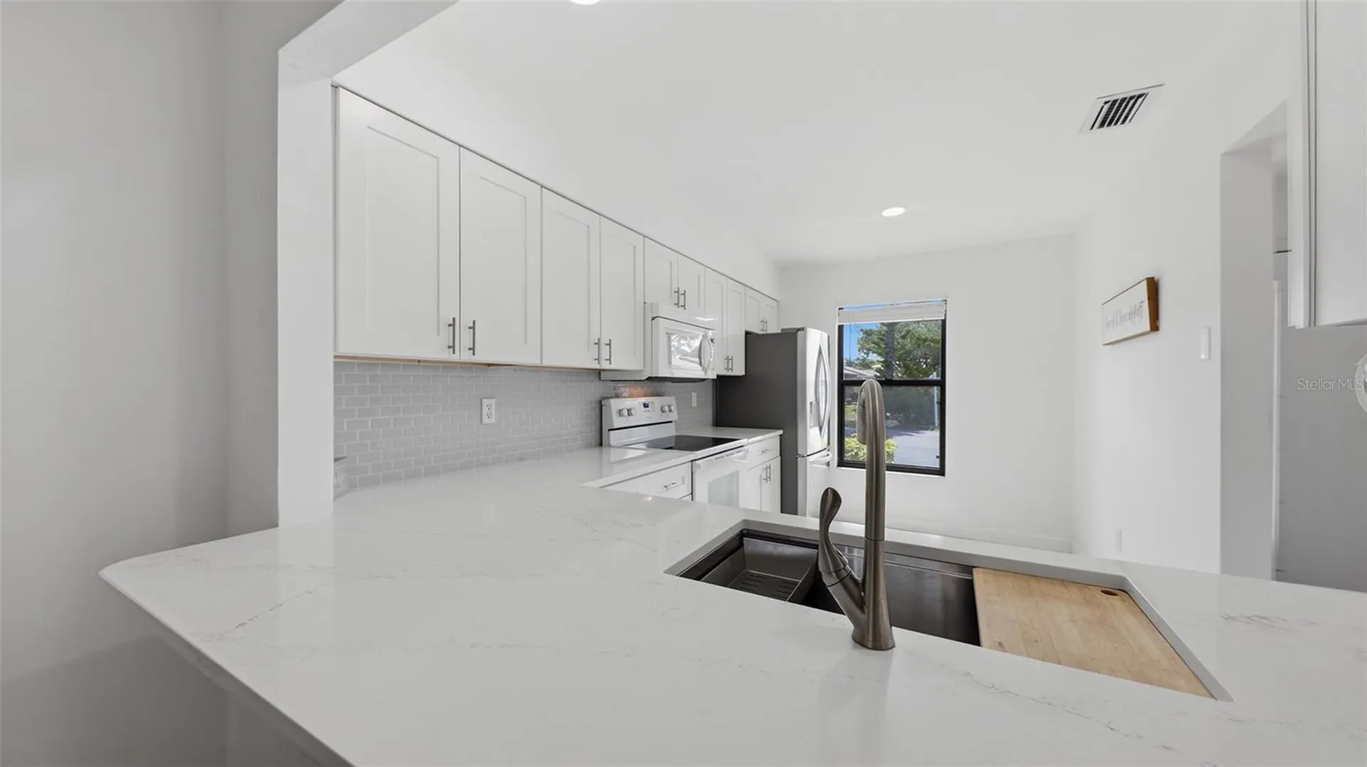 6050 28th Street W Bradenton FL 34207