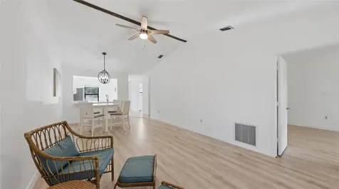 6050 28th Street W Bradenton FL 34207