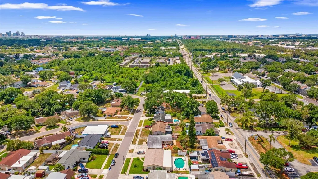 6010 N Gunlock Avenue Tampa FL 33614