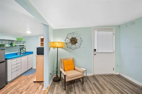 6010 N Gunlock Avenue Tampa FL 33614