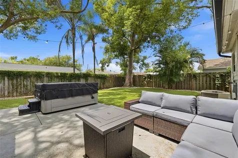 6725 Ralston Beach Circle Tampa FL 33614