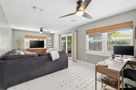 6725 Ralston Beach Circle Tampa FL 33614