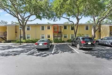3001 58TH Avenue S St Petersburg FL 33712
