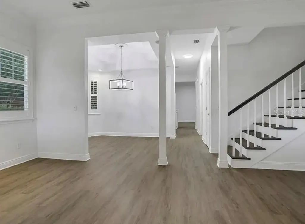148 S Thornton Avenue Orlando FL 32801