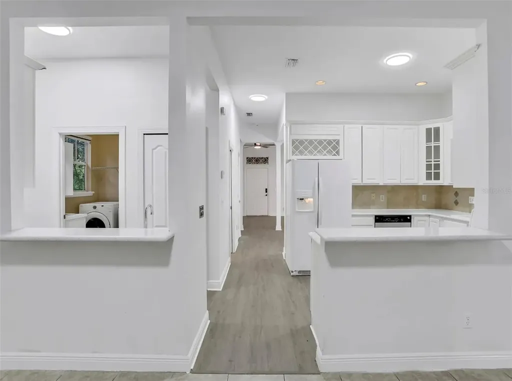 148 S Thornton Avenue Orlando FL 32801