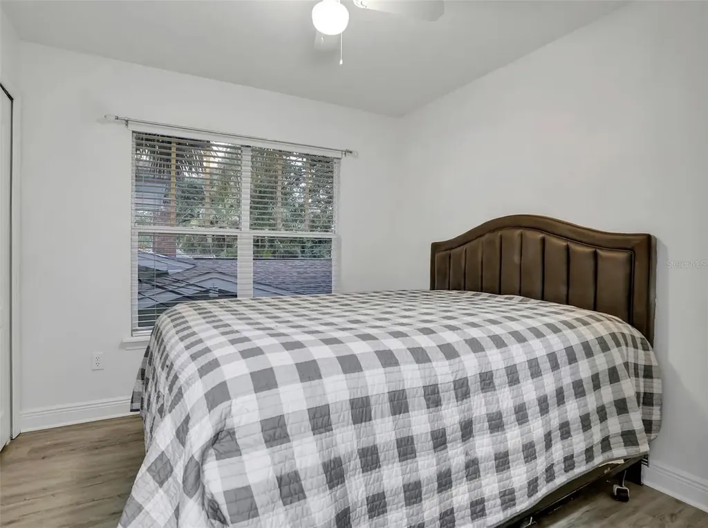 148 S Thornton Avenue Orlando FL 32801
