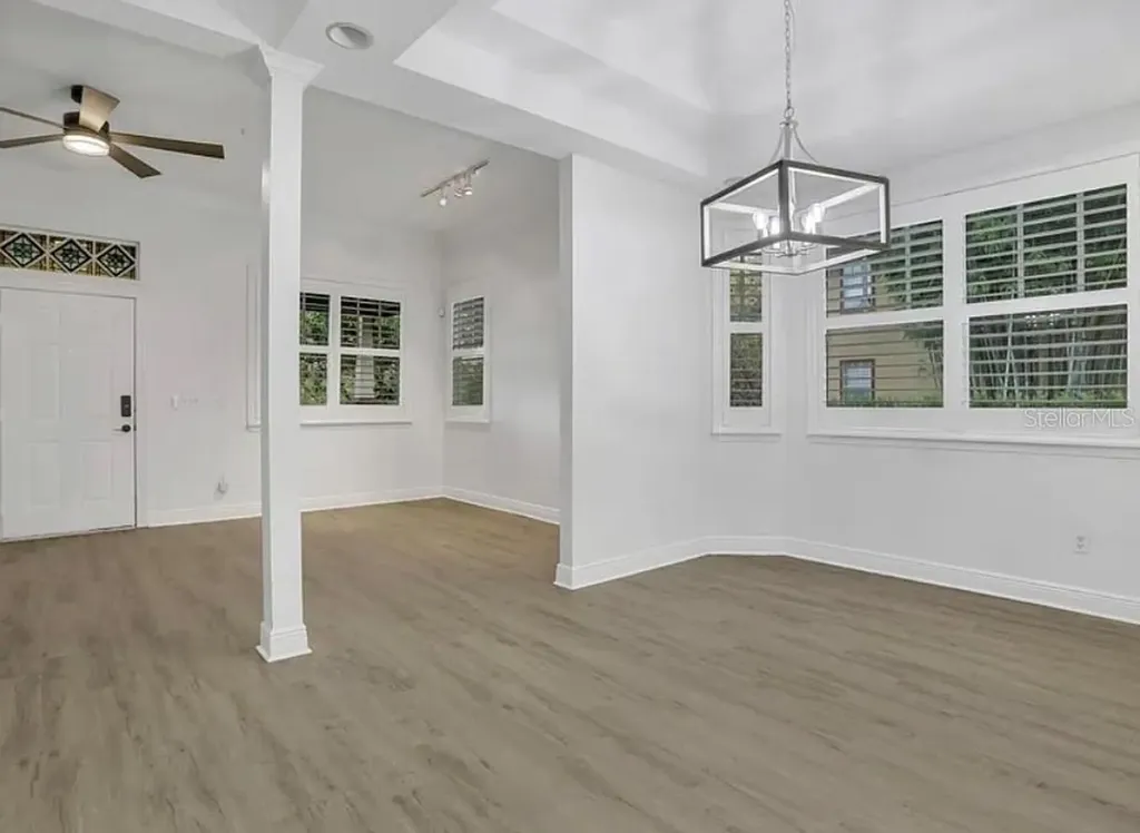 148 S Thornton Avenue Orlando FL 32801