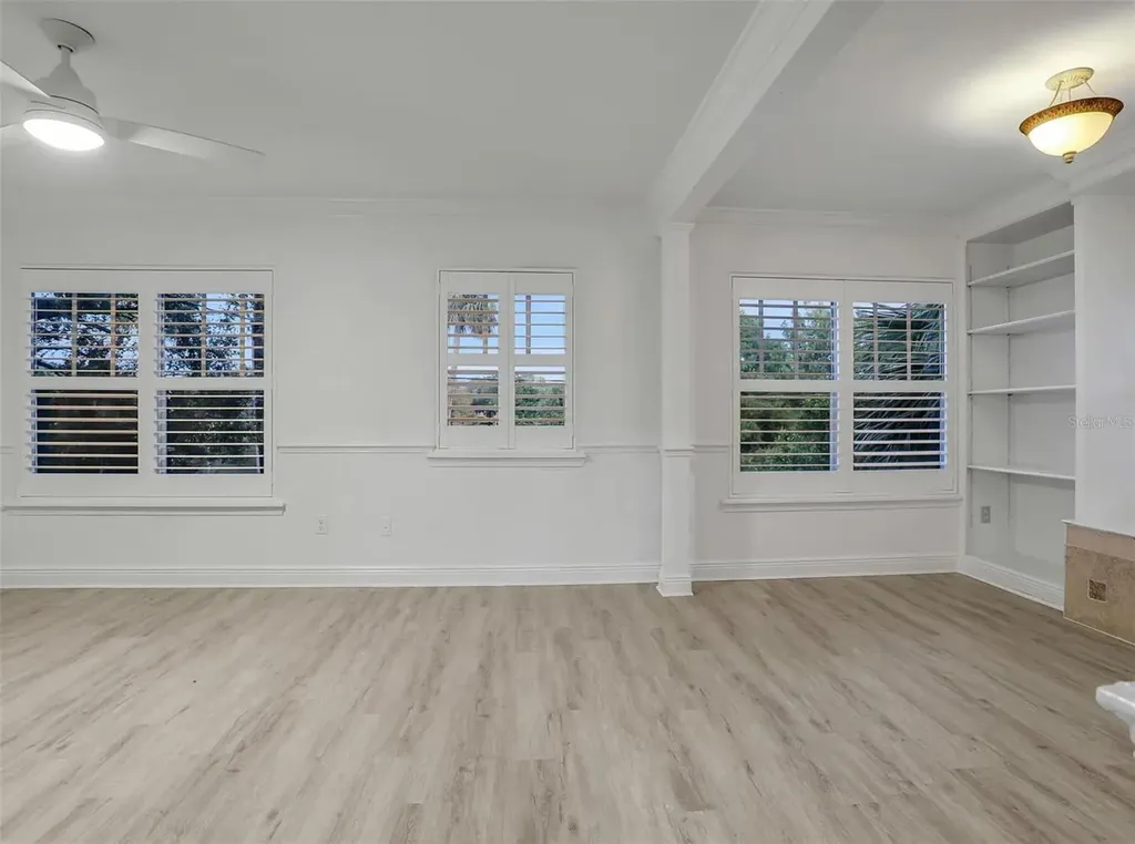 148 S Thornton Avenue Orlando FL 32801