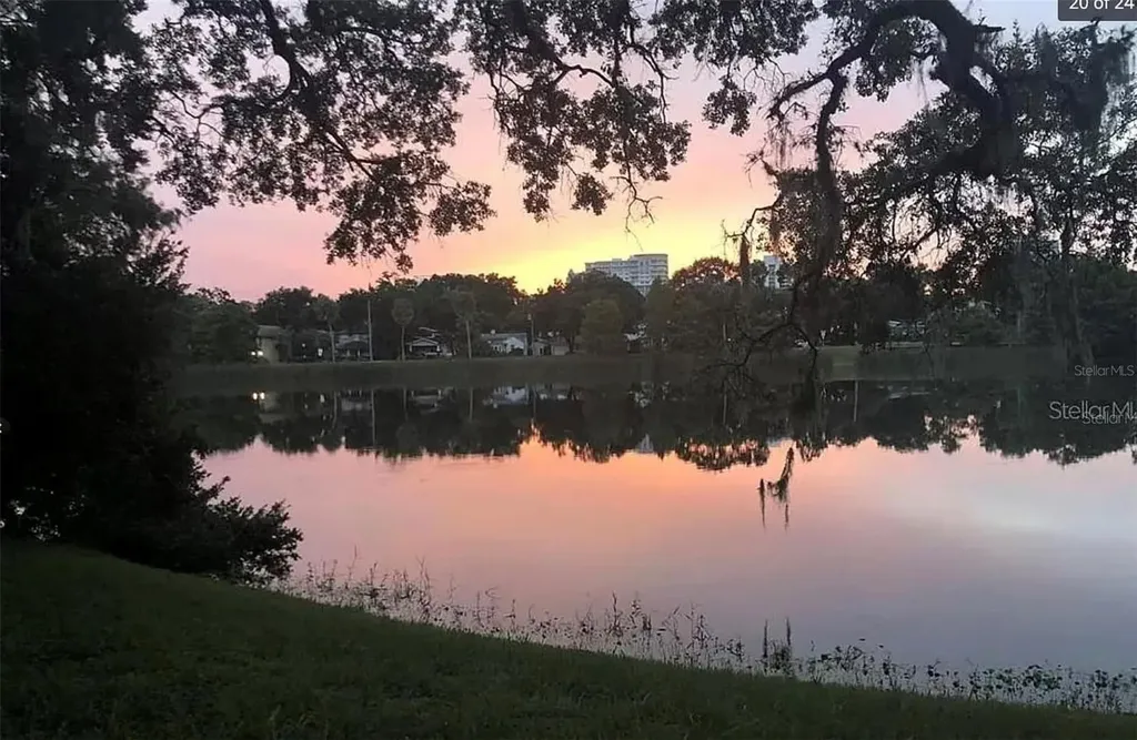 148 S Thornton Avenue Orlando FL 32801