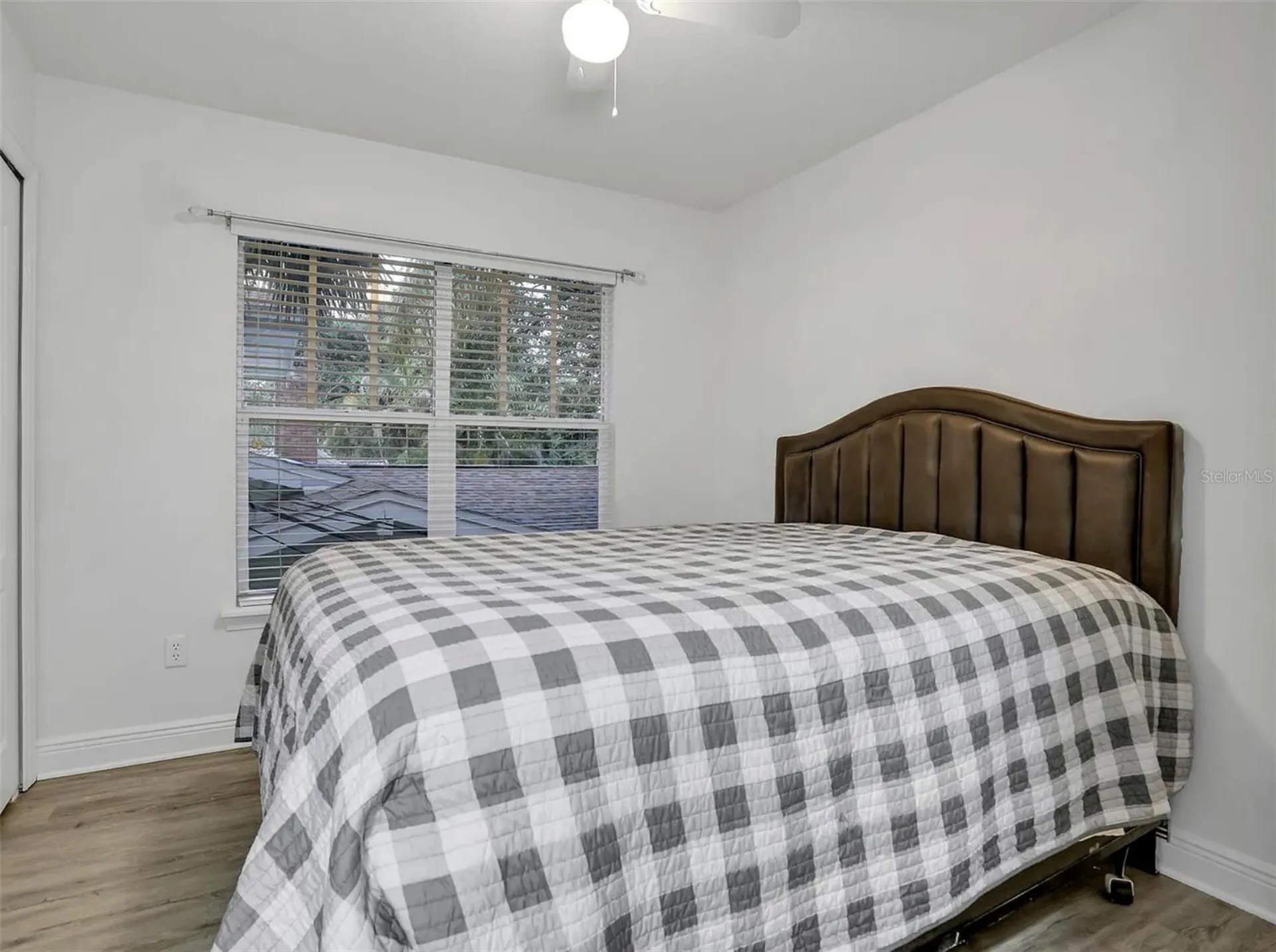 148 S Thornton Avenue Orlando FL 32801