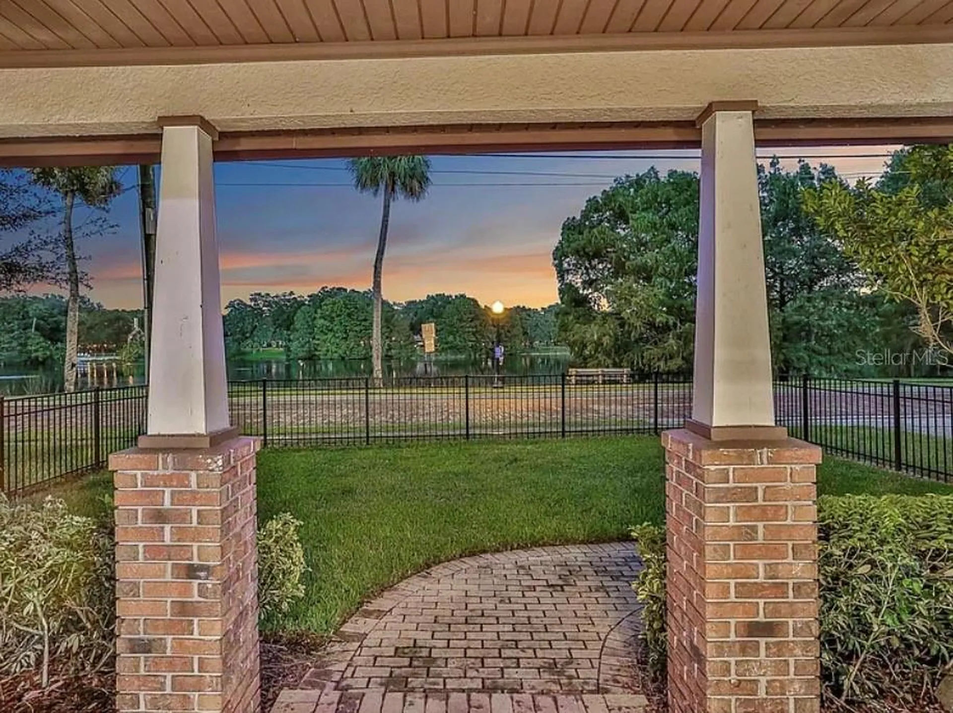 148 S Thornton Avenue Orlando FL 32801