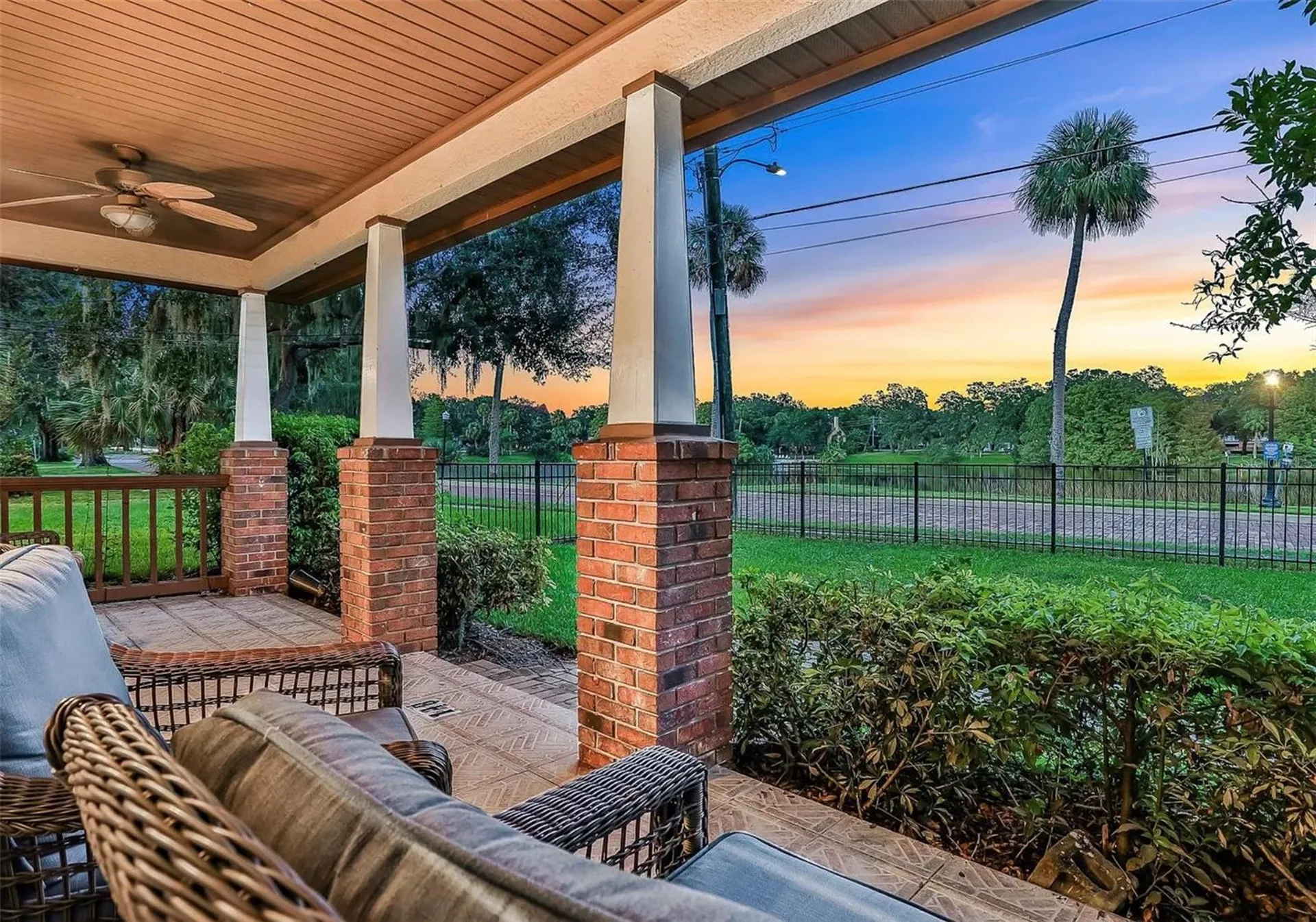 148 S Thornton Avenue Orlando FL 32801