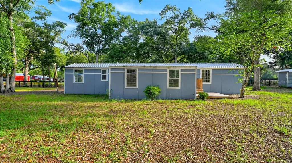 23939 NE 121 Lane Salt Springs FL 32134