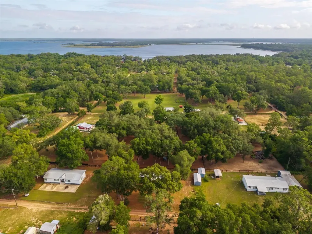 23939 NE 121 Lane Salt Springs FL 32134