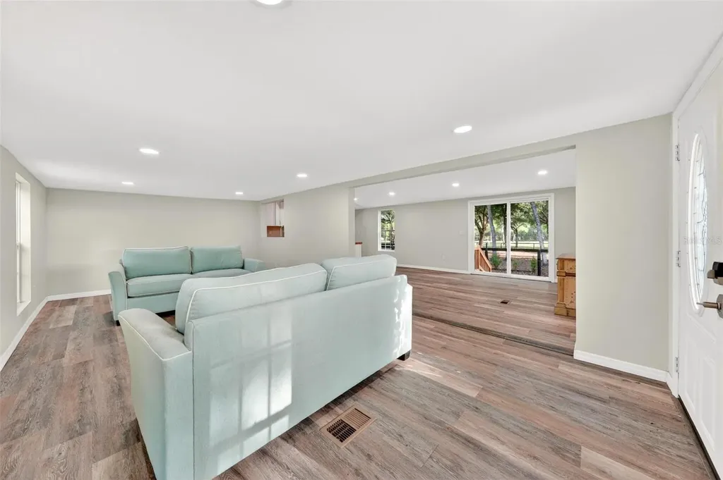23939 NE 121 Lane Salt Springs FL 32134