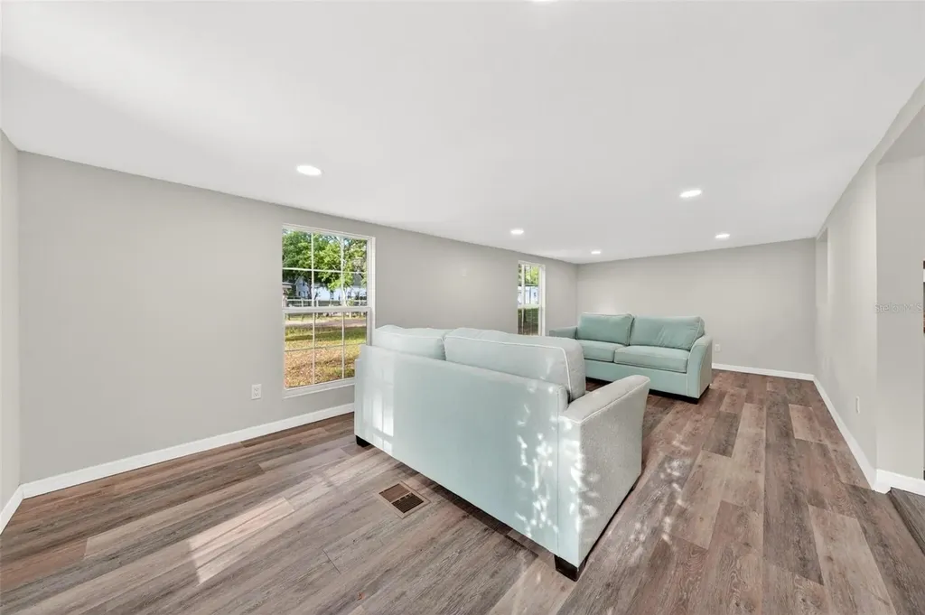 23939 NE 121 Lane Salt Springs FL 32134