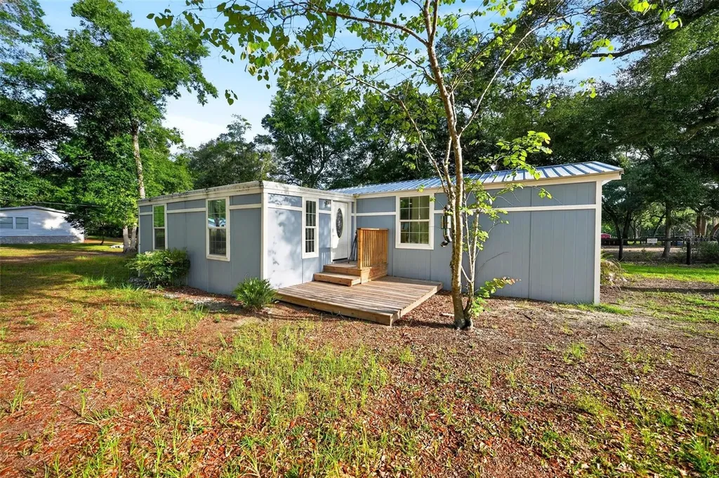 23939 NE 121 Lane Salt Springs FL 32134