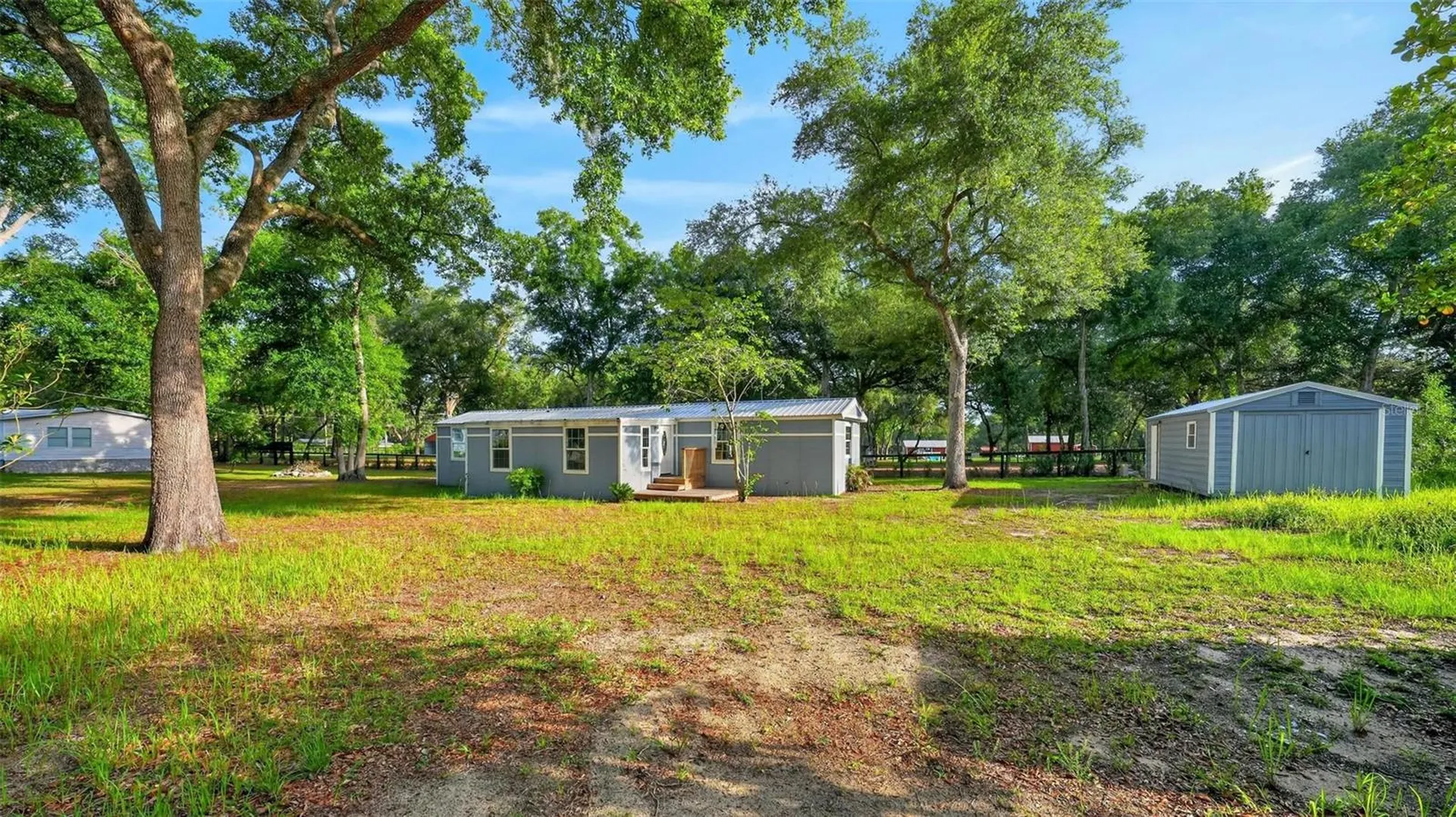 23939 NE 121 Lane Salt Springs FL 32134