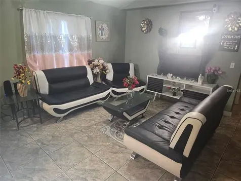 679 Midori Street Orlando FL 32811