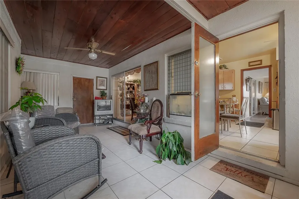 3803 River Grove Drive Tampa FL 33610