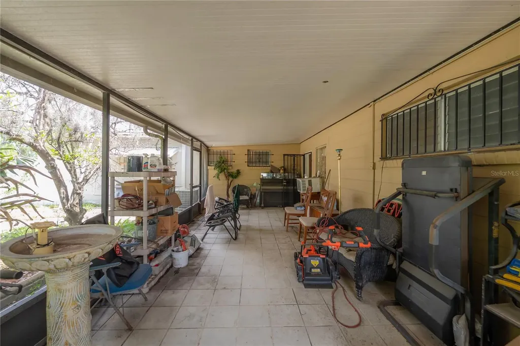 3803 River Grove Drive Tampa FL 33610
