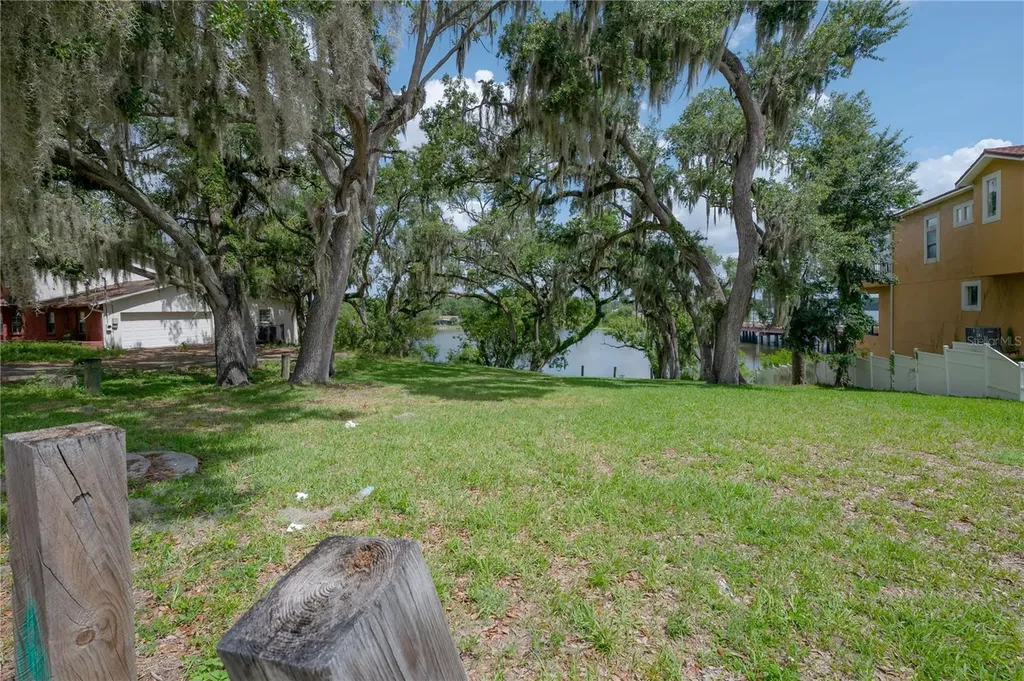3803 River Grove Drive Tampa FL 33610