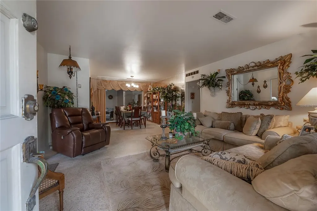 3803 River Grove Drive Tampa FL 33610