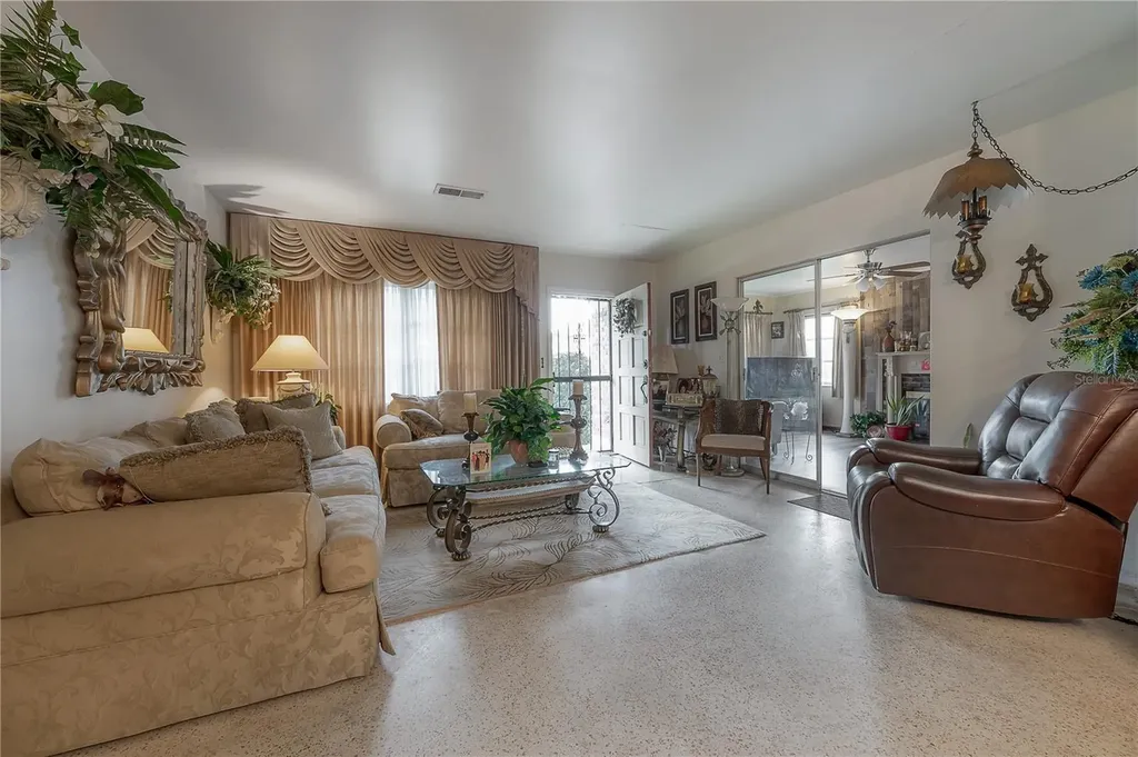 3803 River Grove Drive Tampa FL 33610