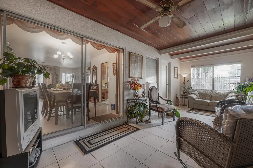 3803 River Grove Drive Tampa FL 33610