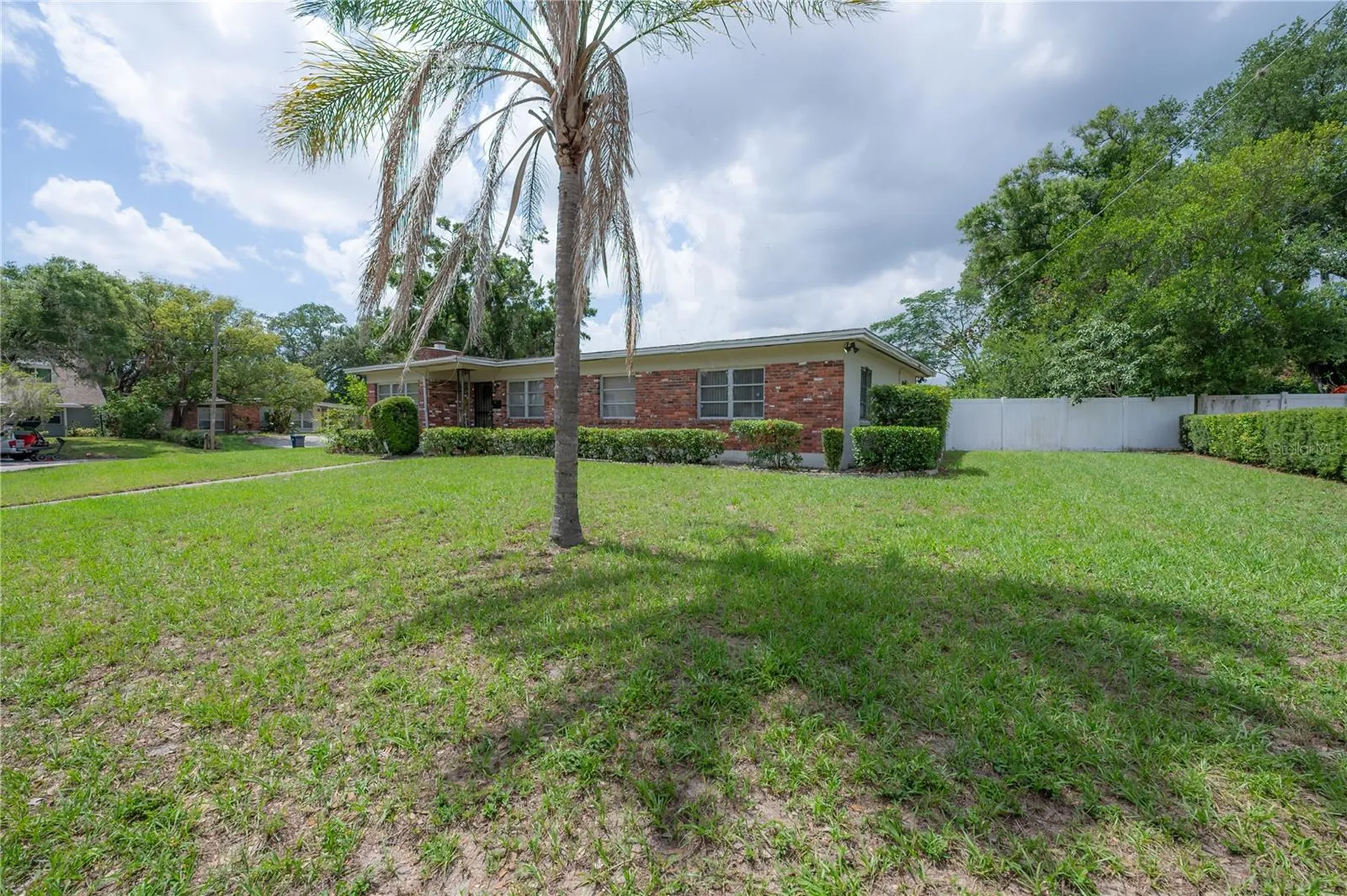 3803 River Grove Drive Tampa FL 33610