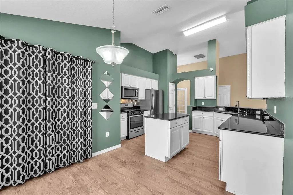 17738 Nathans Drive Tampa FL 33647