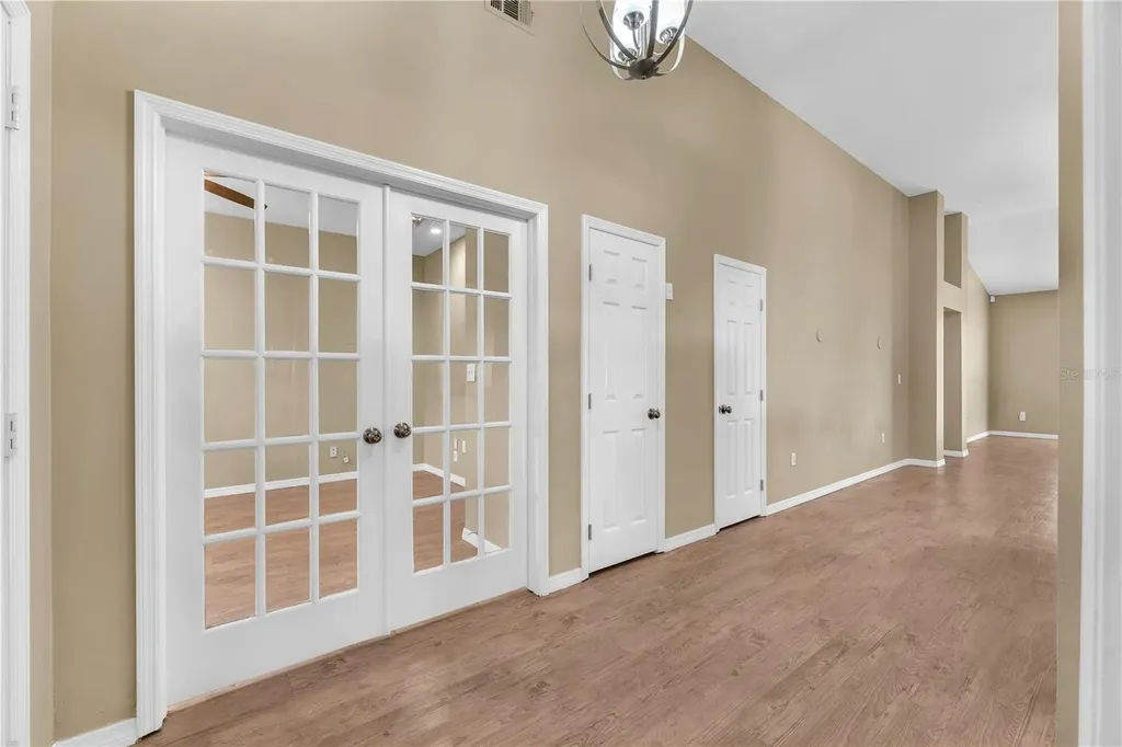 17738 Nathans Drive Tampa FL 33647