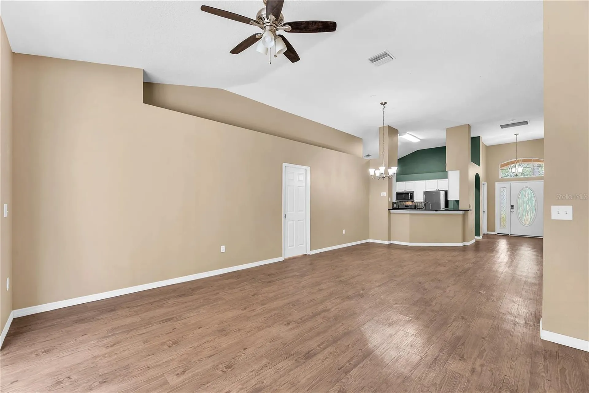 17738 Nathans Drive Tampa FL 33647