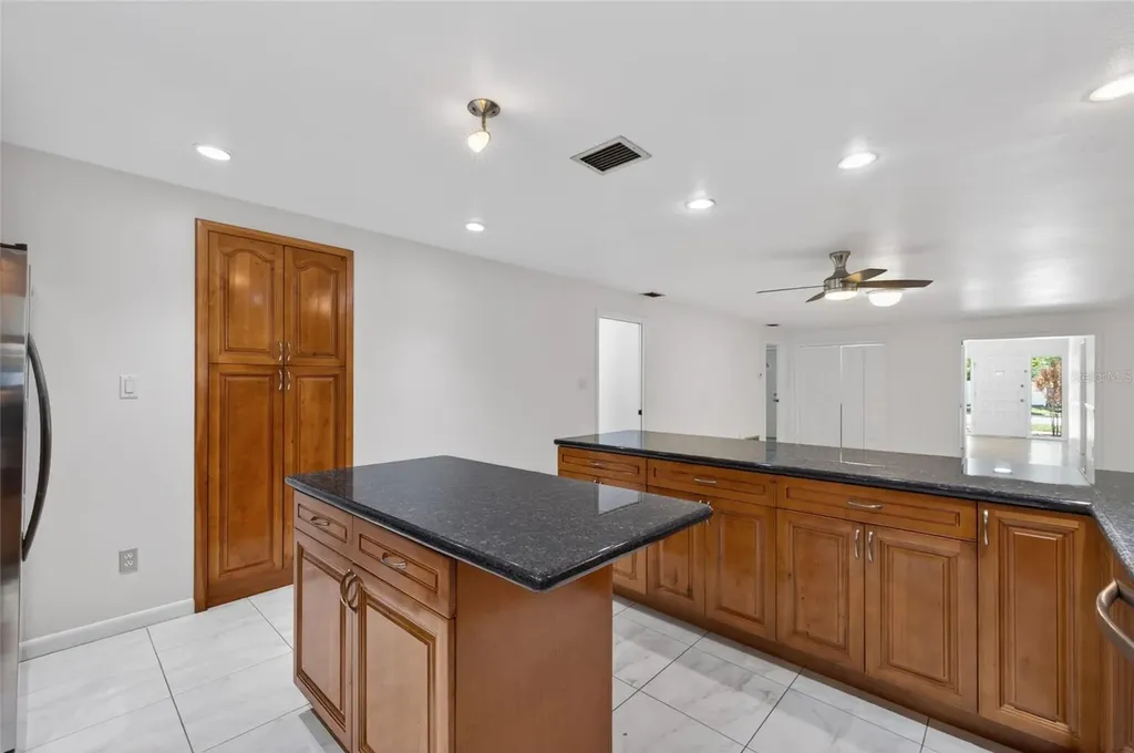 1903 Oro Court Clearwater FL 33764