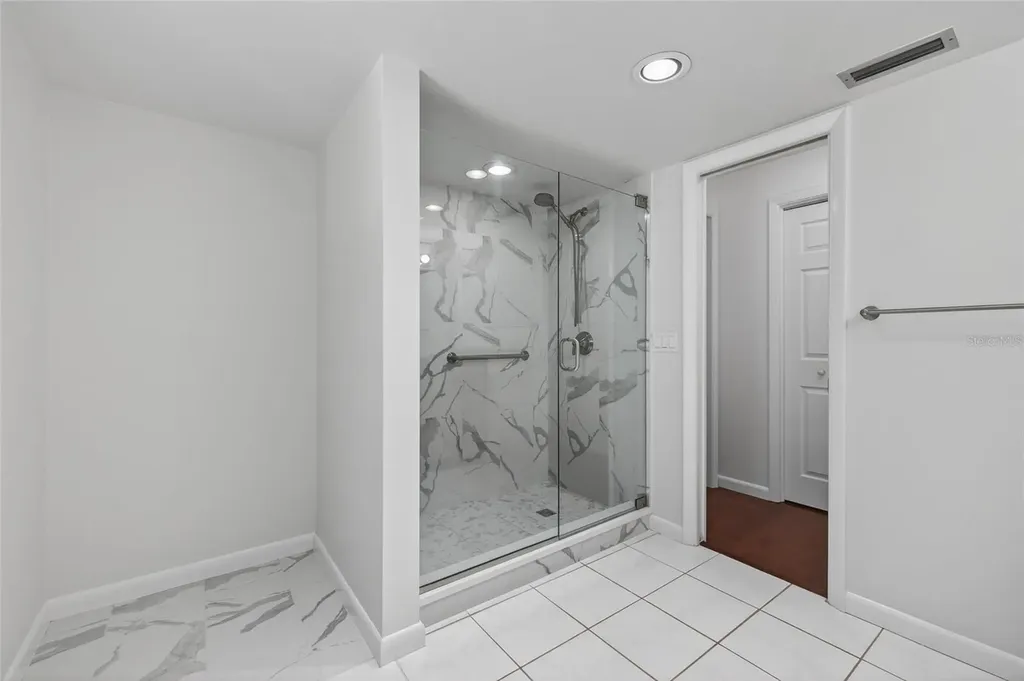 1903 Oro Court Clearwater FL 33764
