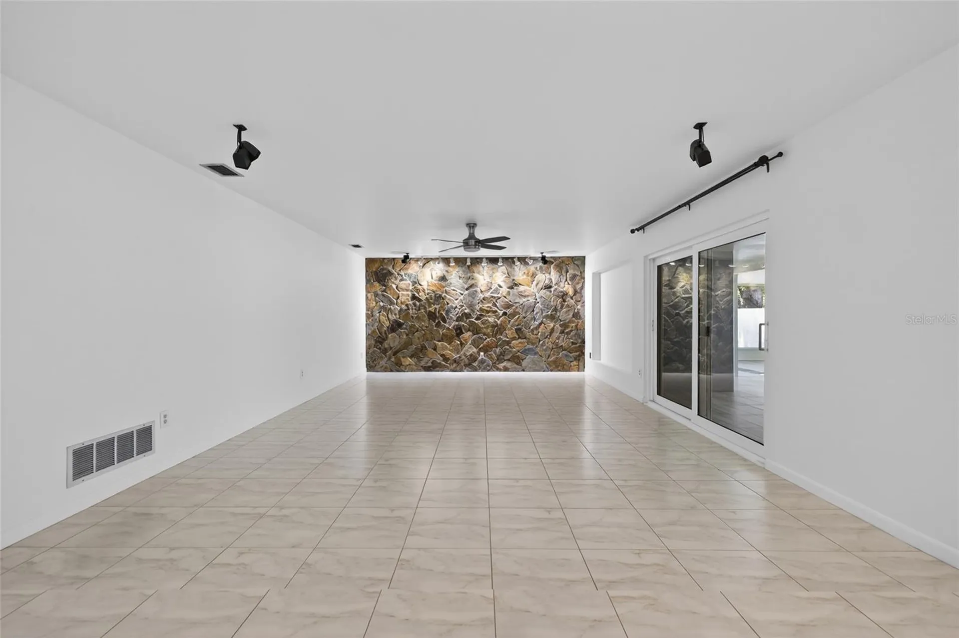1903 Oro Court Clearwater FL 33764