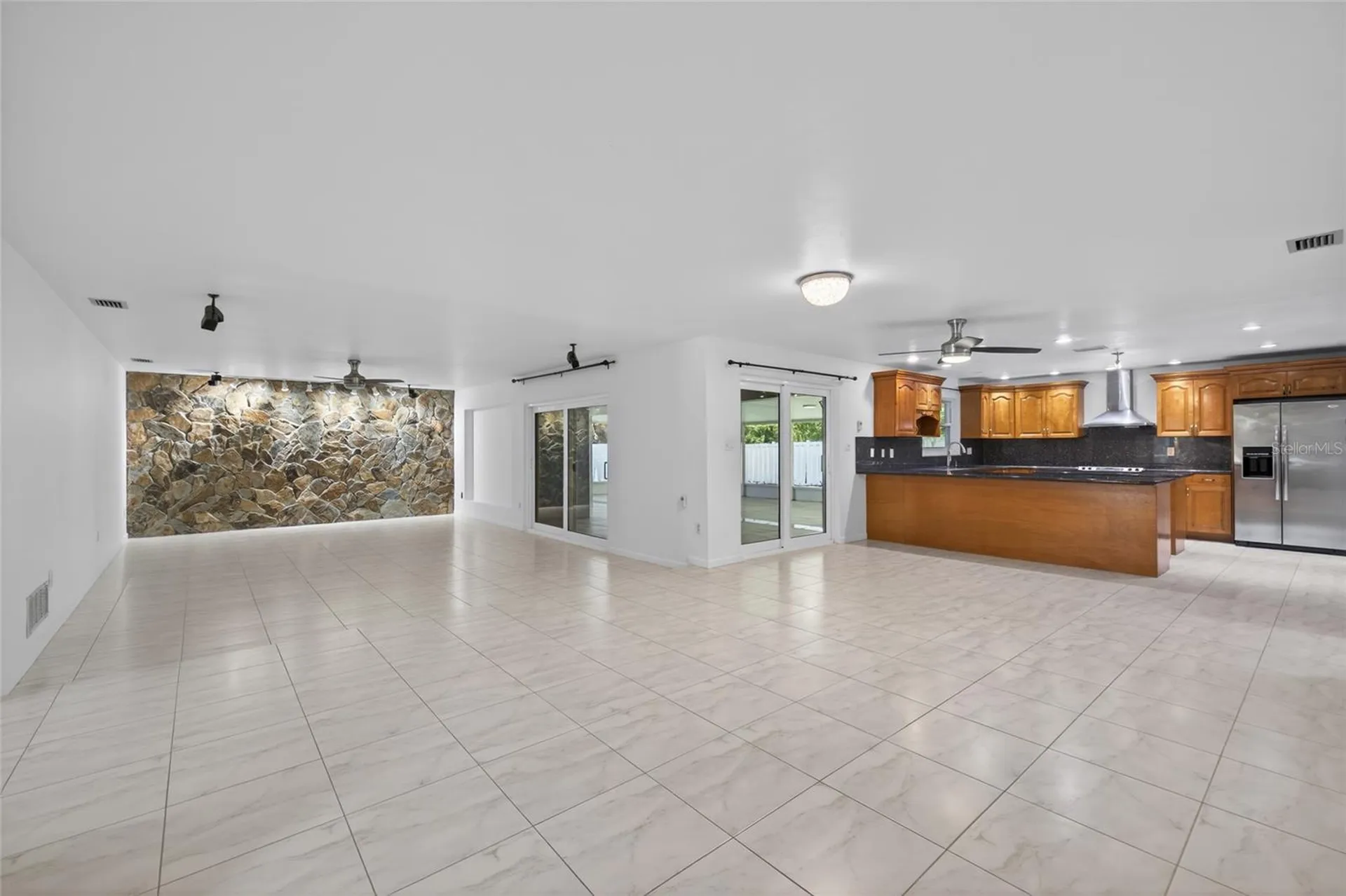 1903 Oro Court Clearwater FL 33764