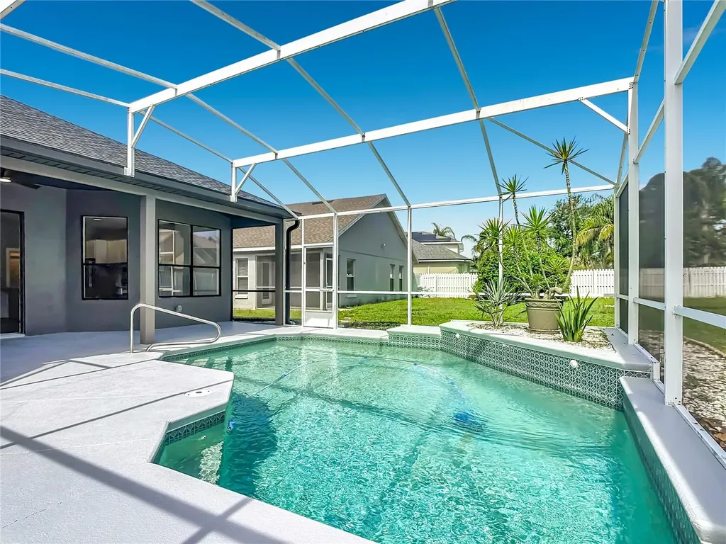 5013 Terra Vista Way Orlando FL 32837
