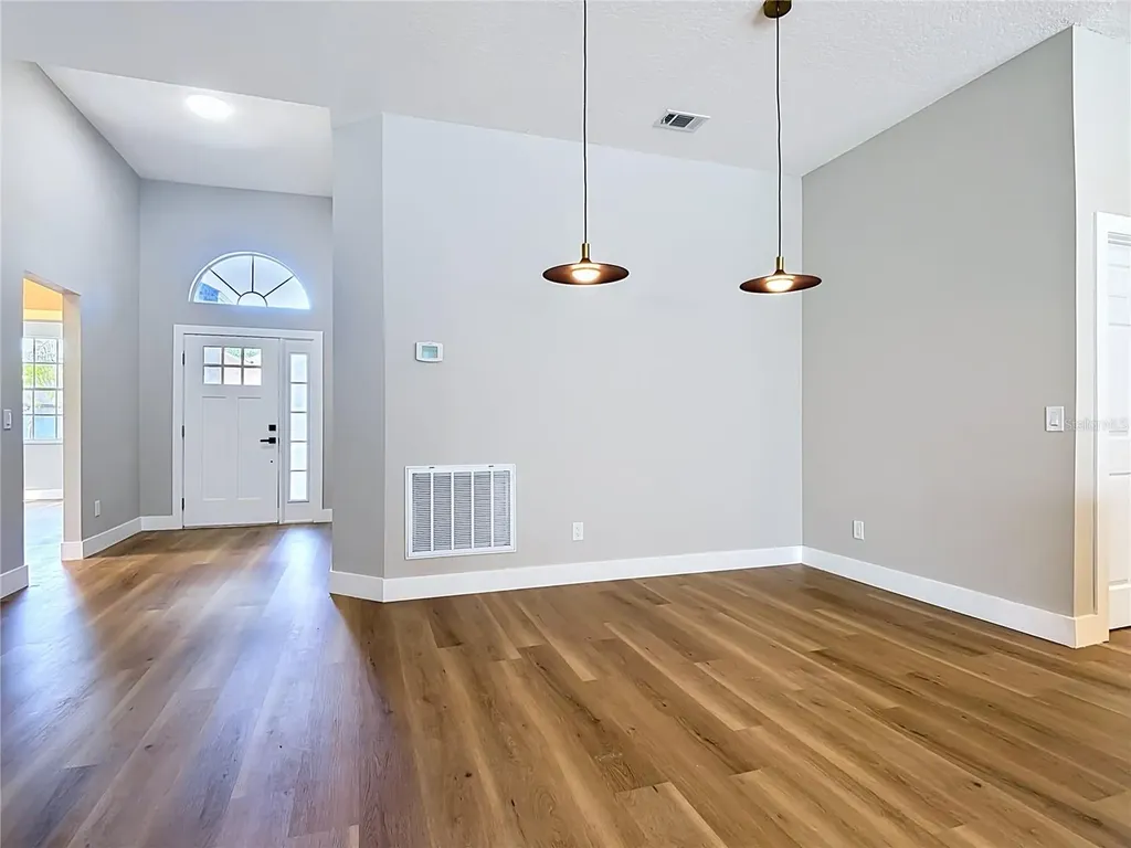 5013 Terra Vista Way Orlando FL 32837