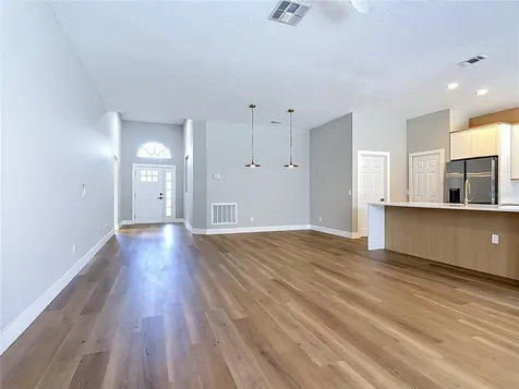 5013 Terra Vista Way Orlando FL 32837