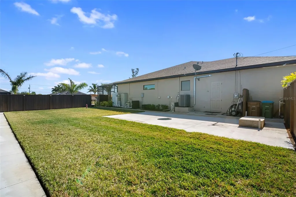 2341 NW 36th Place Cape Coral FL 33993