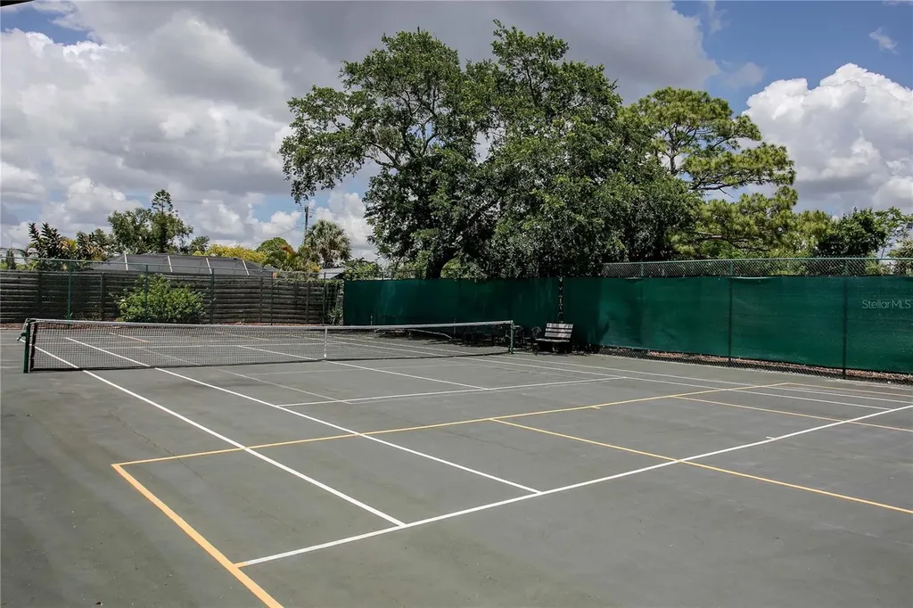 3262 Cross Creek Drive Sarasota FL 34231