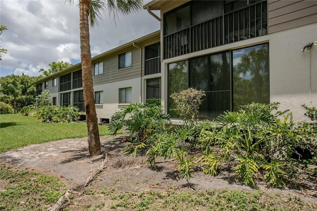 3262 Cross Creek Drive Sarasota FL 34231