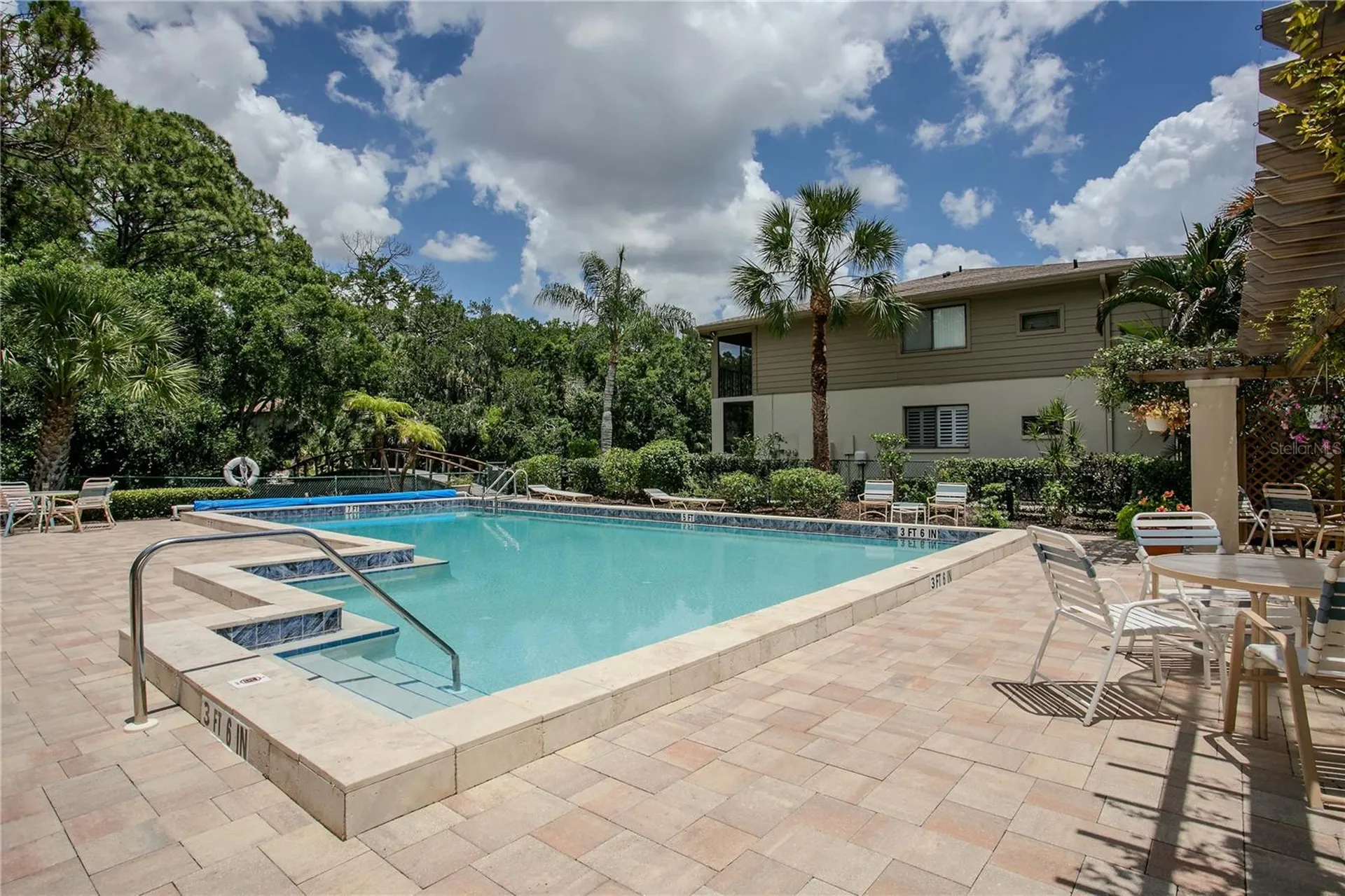 3262 Cross Creek Drive Sarasota FL 34231