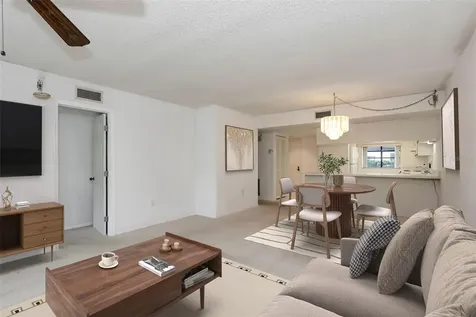 3262 Cross Creek Drive Sarasota FL 34231