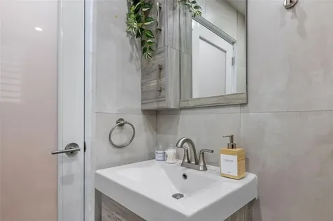 119 Santa Cecilia San Juan PR 00911
